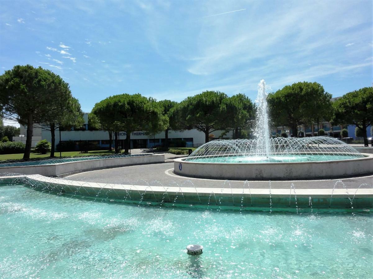 Giuliana - Appartamenti Bibione Bagian luar foto